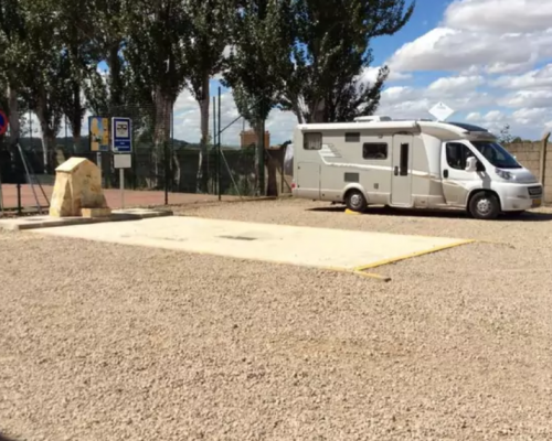 ASTUDILLO - ÁREA DE AUTOCARAVANAS LA JOYA