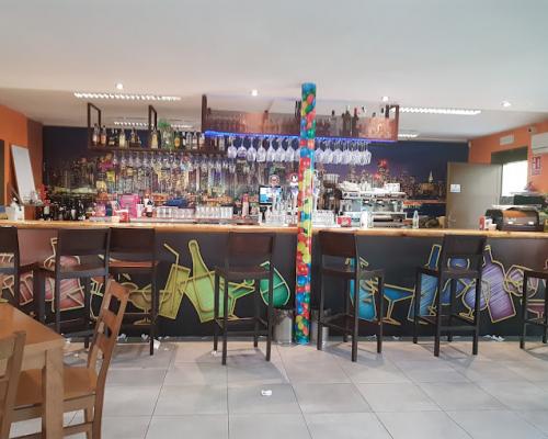 VILLAMURIEL DE CERRATO - BAR RESTAURANTE LA PISCINA