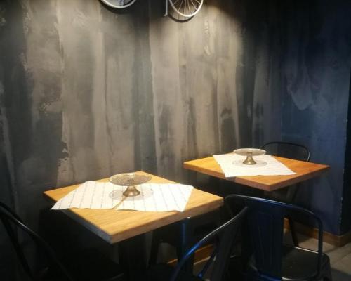 VILLAMURIEL DE CERRATO - PIZZERIA TYCHE
